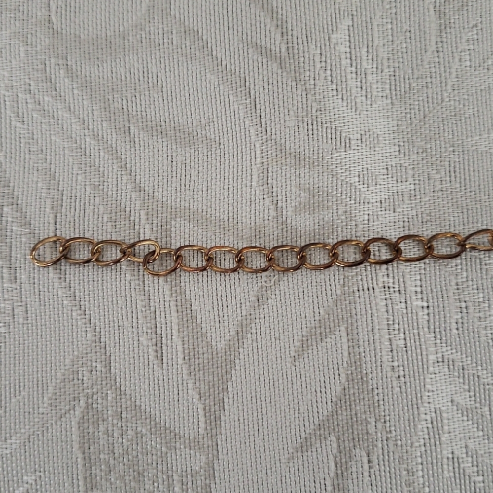 Purple and Gold Necklace with Elegant Design - Picture 3 of 5